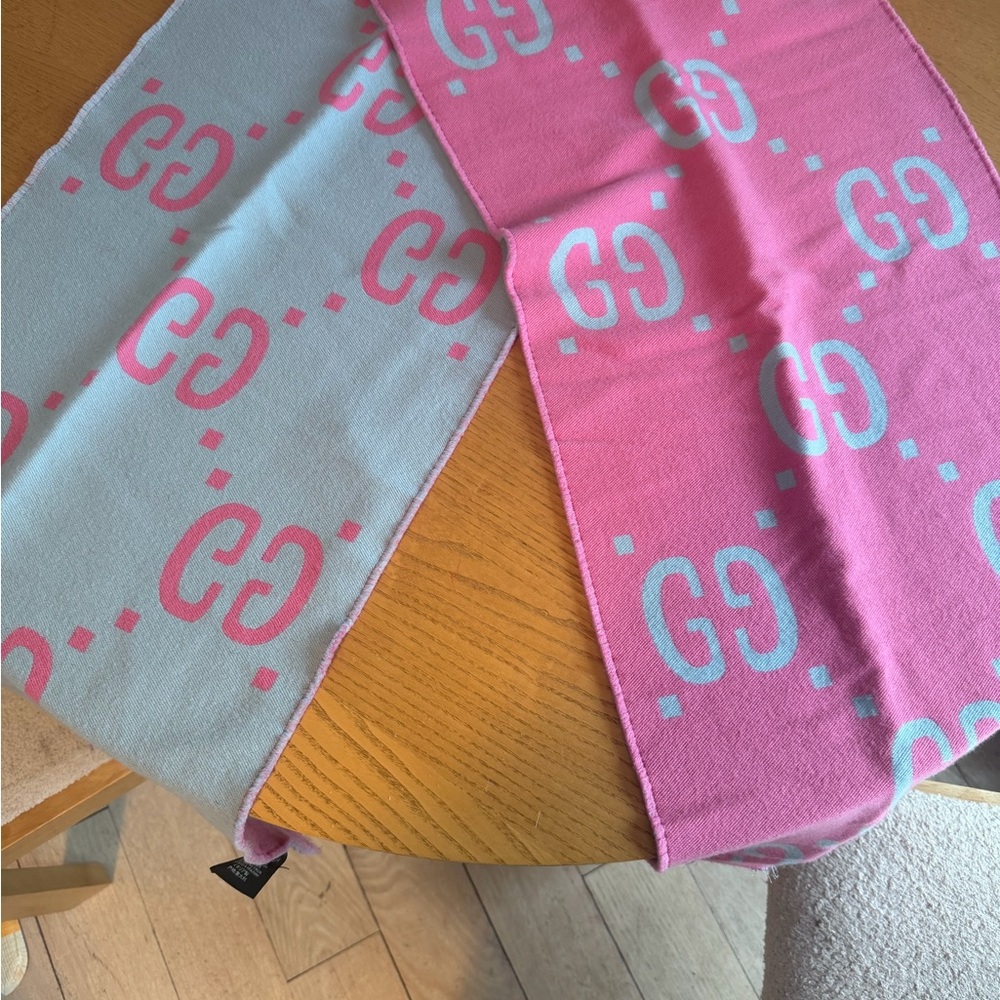 Gucci Pink and Blue GG Monogram Wool Scarf - Picture 4 of 6